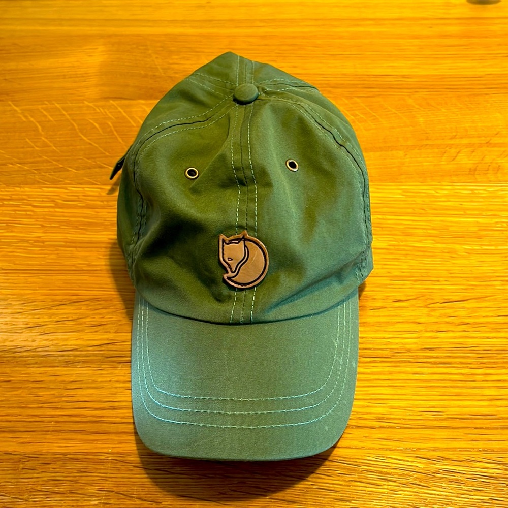 Fjallraven baseball hat